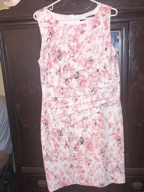 Ivana Trump Pink Floral Textured Sheath Dress